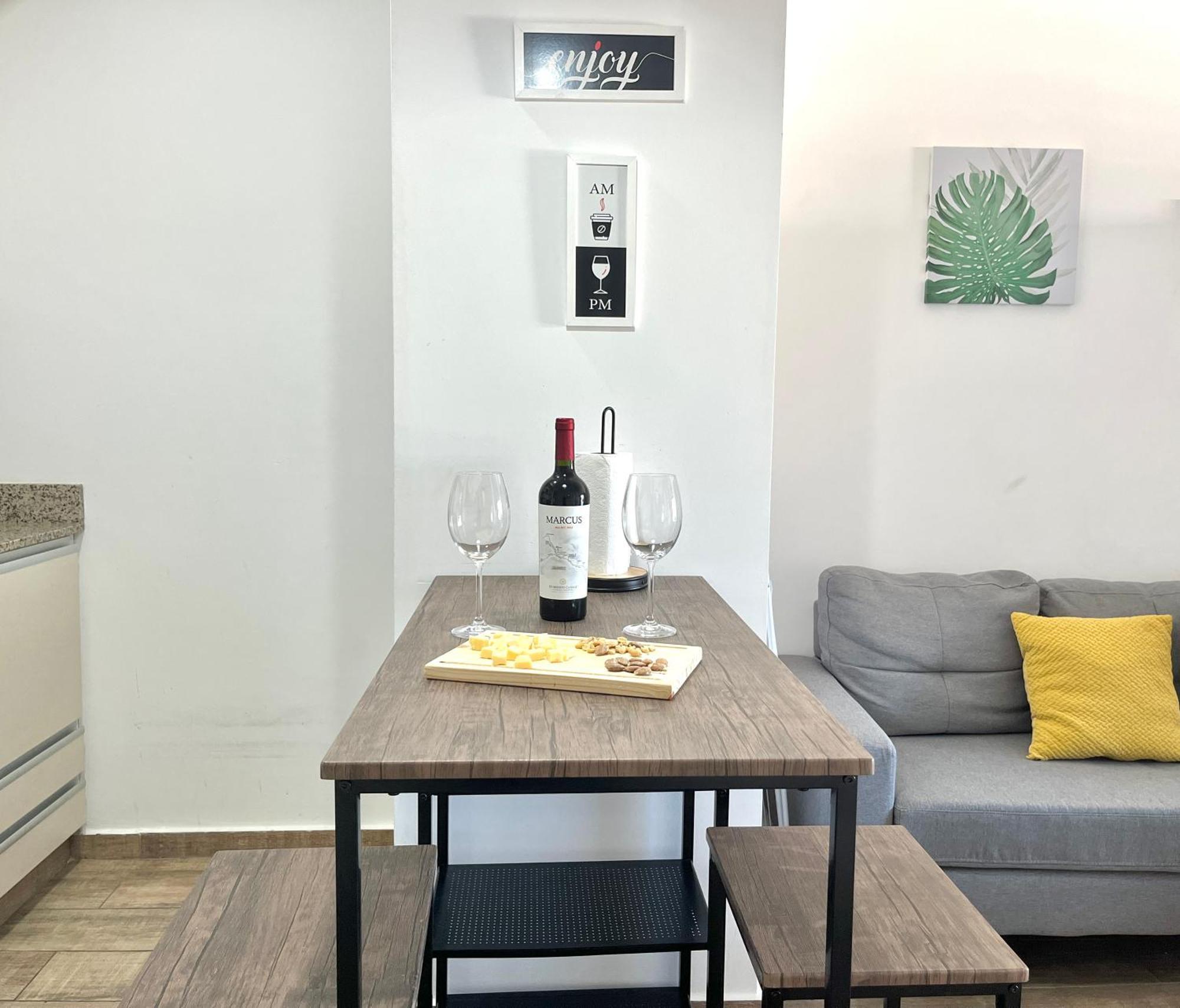 Modern & Comfortable In Recoleta Apartment