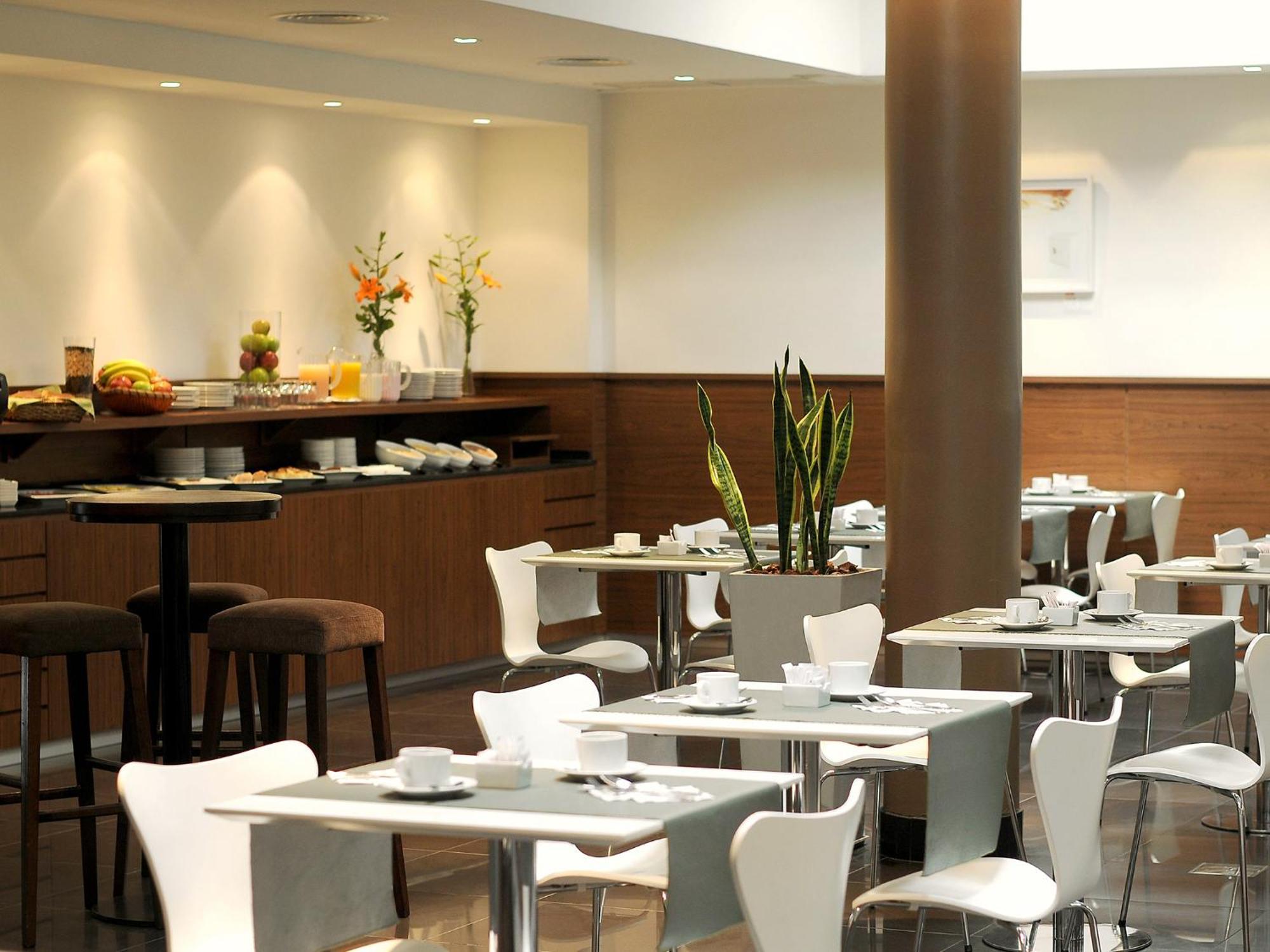 Hotel Dazzler By Wyndham Maipu Buenos Aires