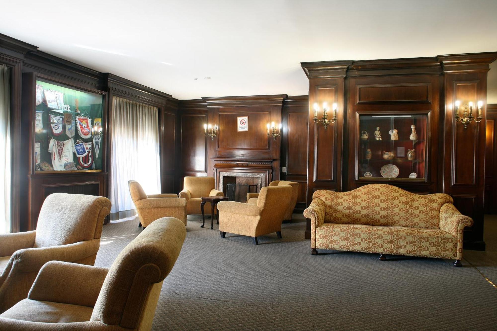 Hotel Constitución Palace 3*