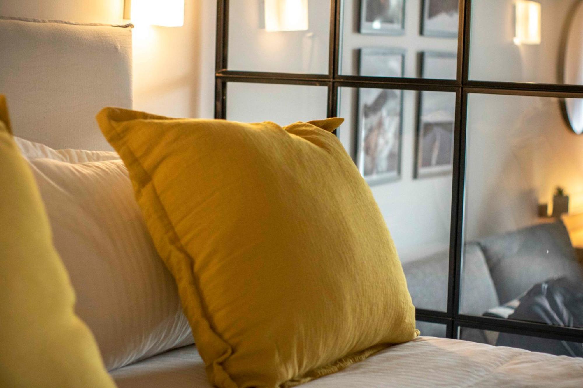 Cozy And In Heart Of Palermo Hollywood - 2c