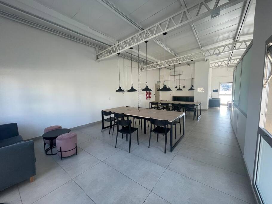 Estudio San Telmo Con Piscina Y Balcon- Paseo De La Cisterna- Uf 201 * Ciudad Autónoma de Buenos Aires