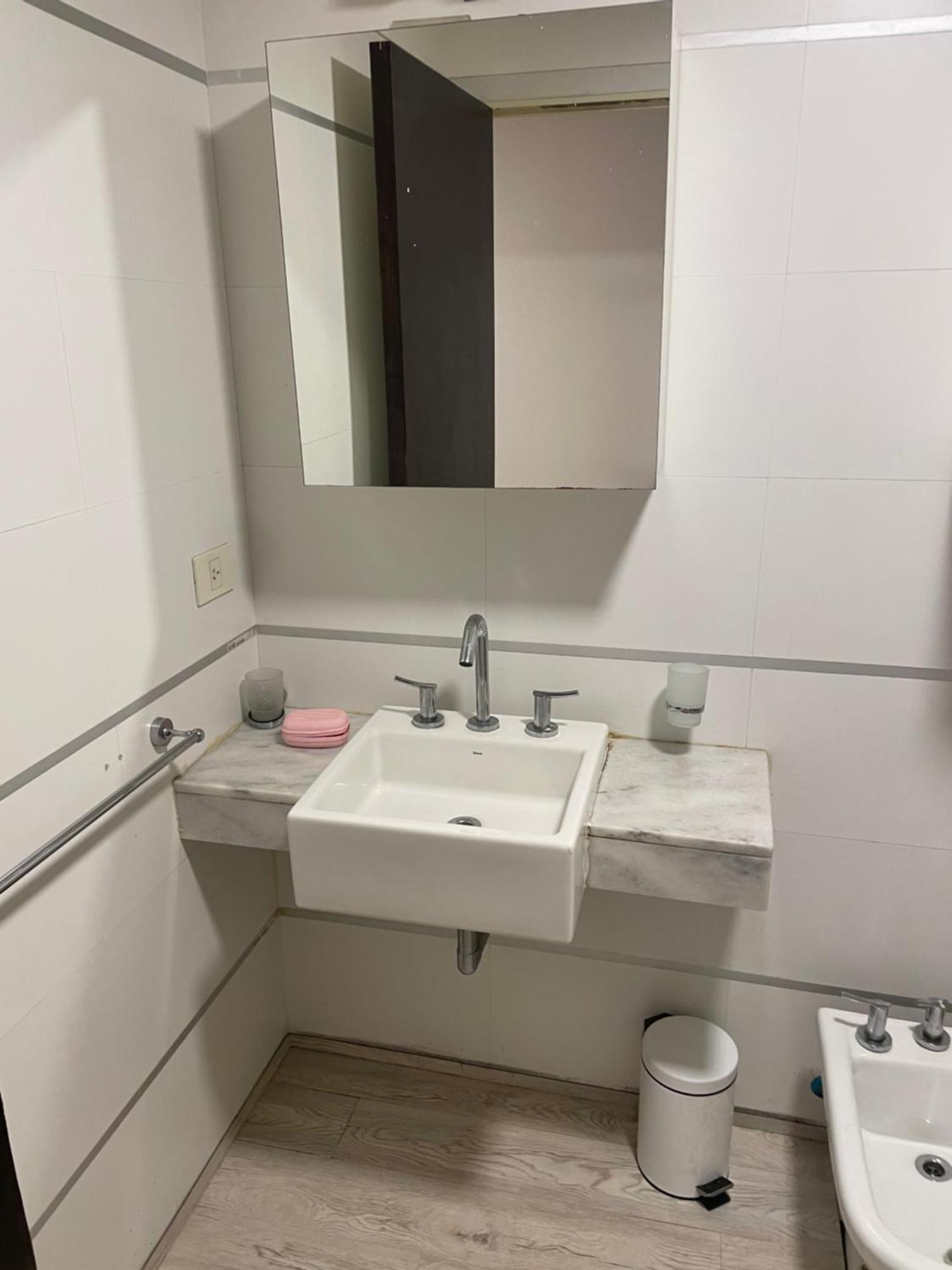 Manoloii Apartment