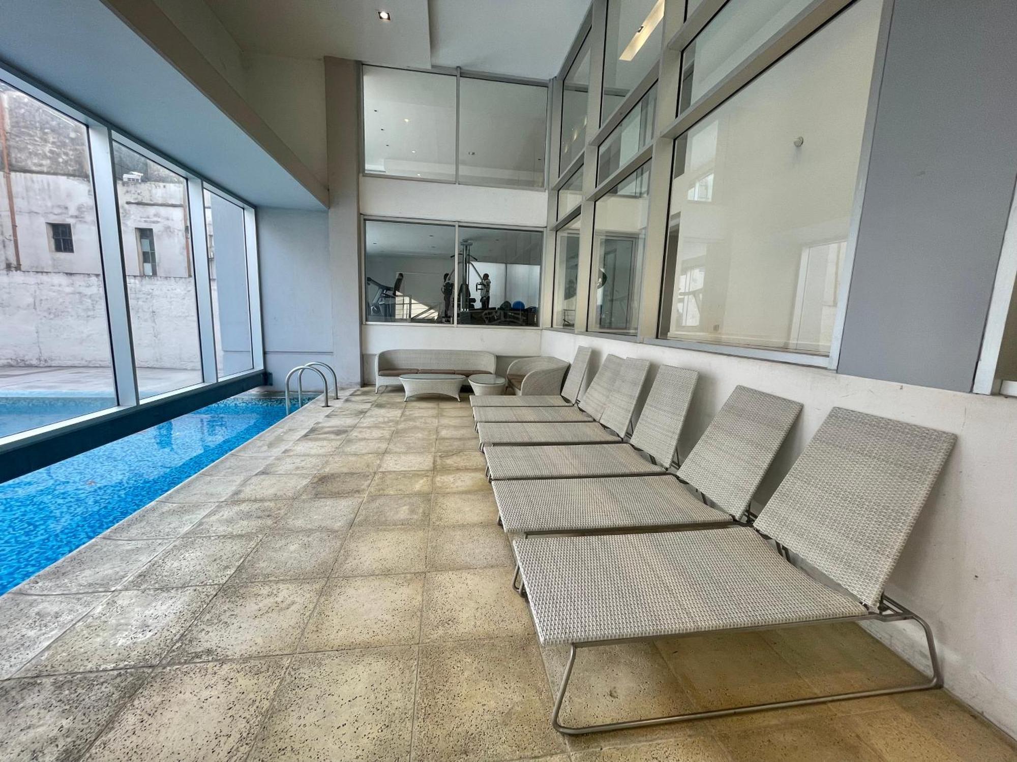 Luxury With Full Amenities