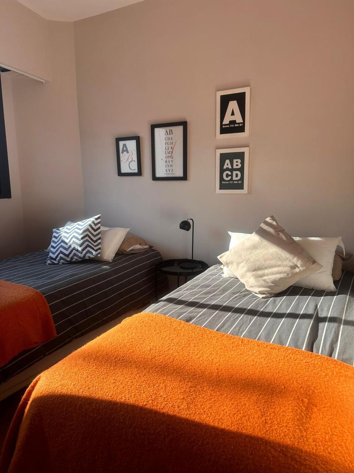 Recoleta, 3 Ambientes Con Cochera Apartment *
