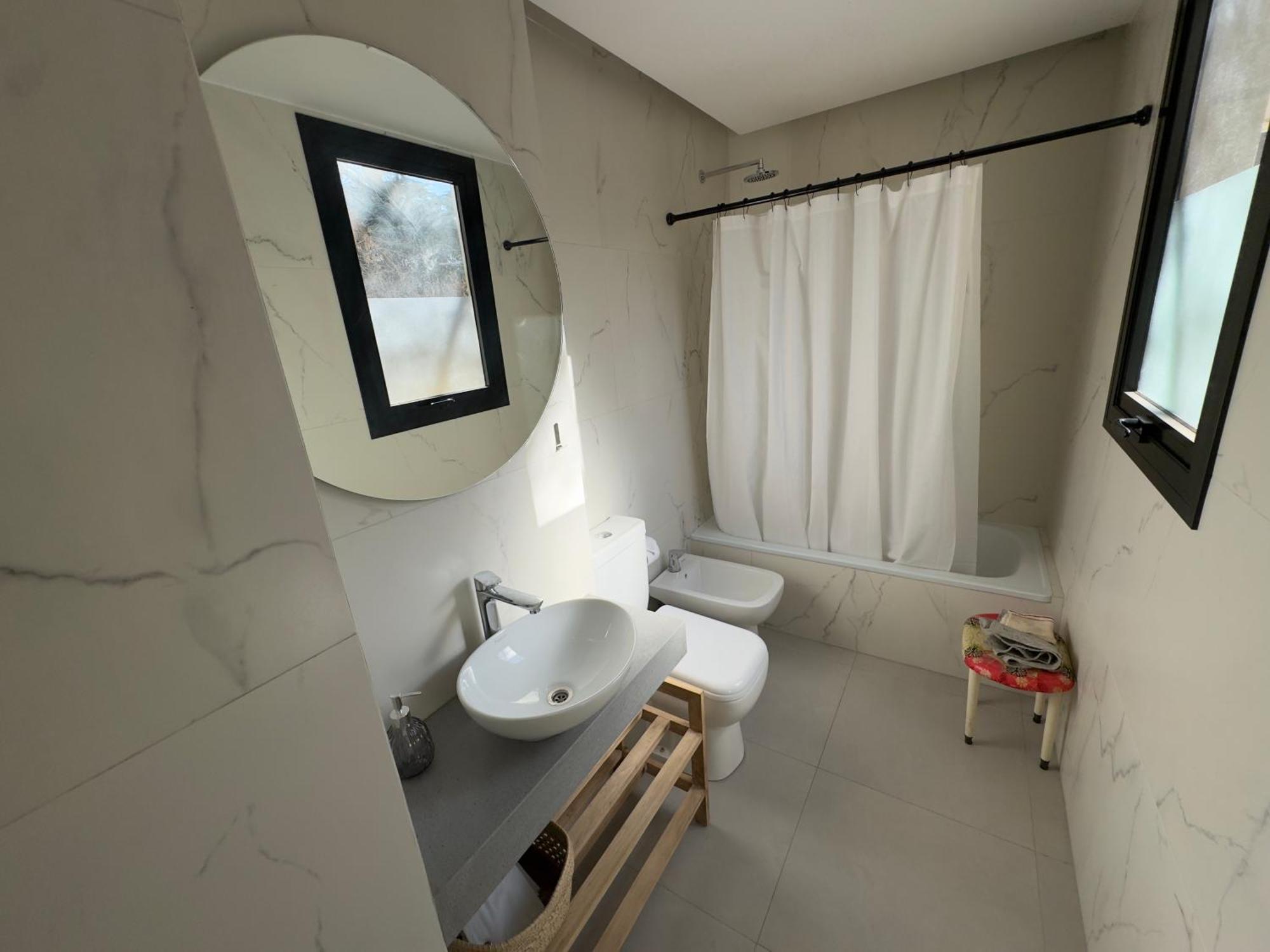 Apartment Modern Luxury - Industrial Design & Comfy Year