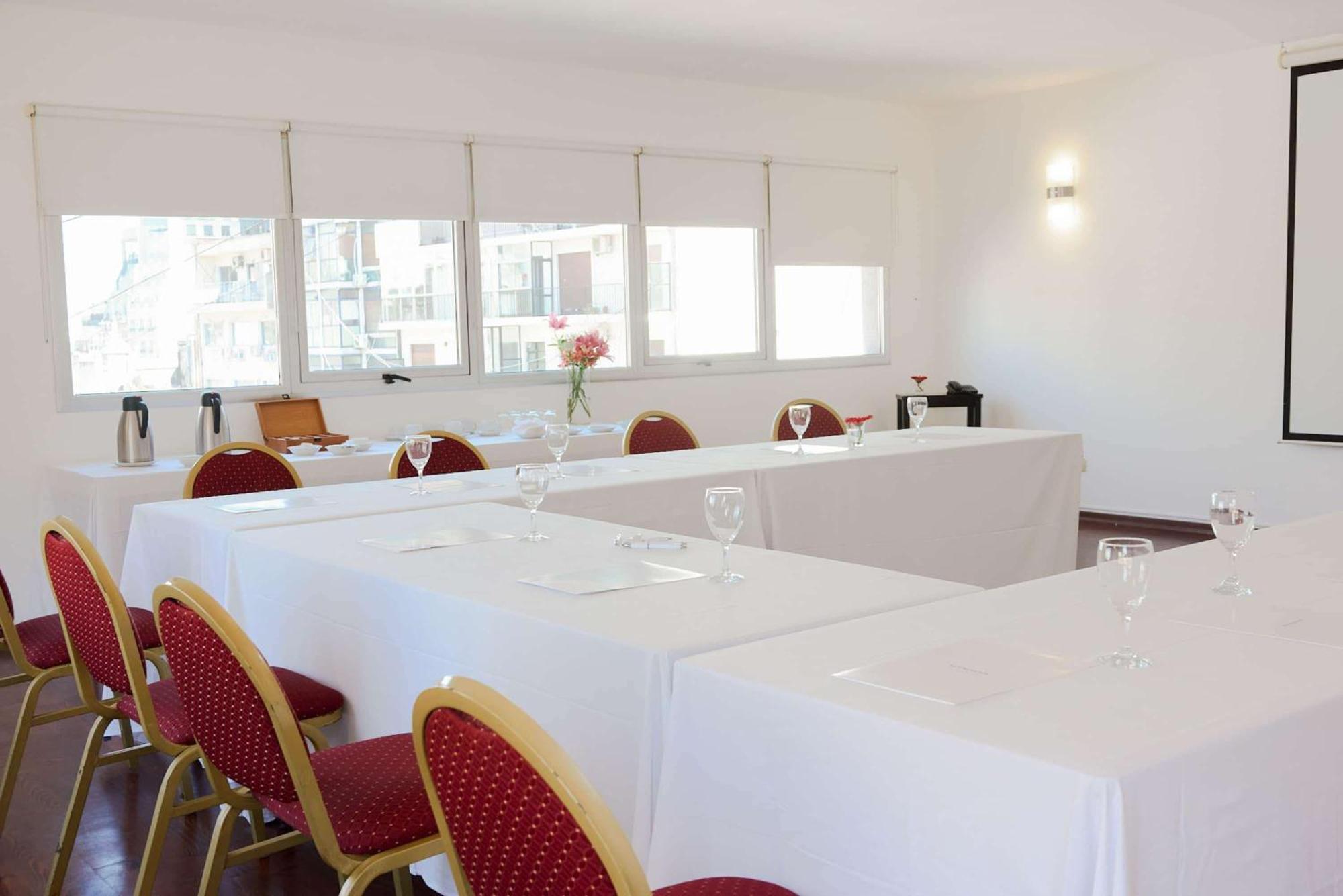 Dazzler By Wyndham Maipu Hotel Buenos Aires