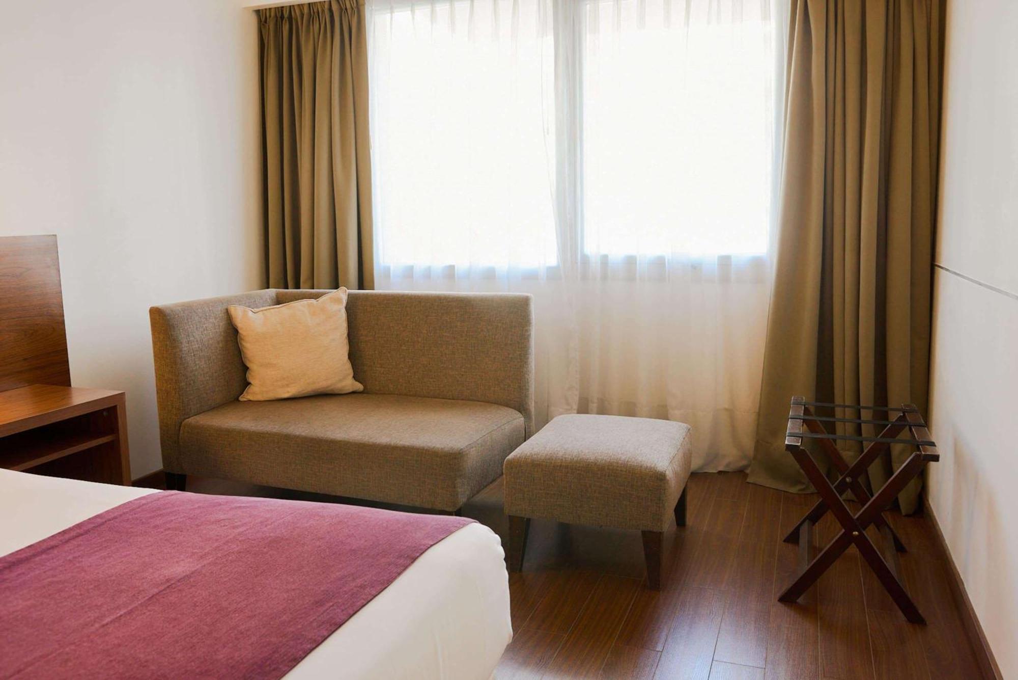 Dazzler By Wyndham Maipu Hotel 4*