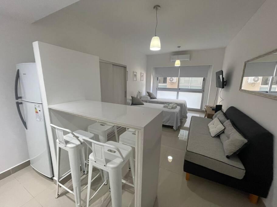 Apartment Ayres Alquileres- Estudio En San Telmo- Paseo De La Cisterna- Uf 529 *