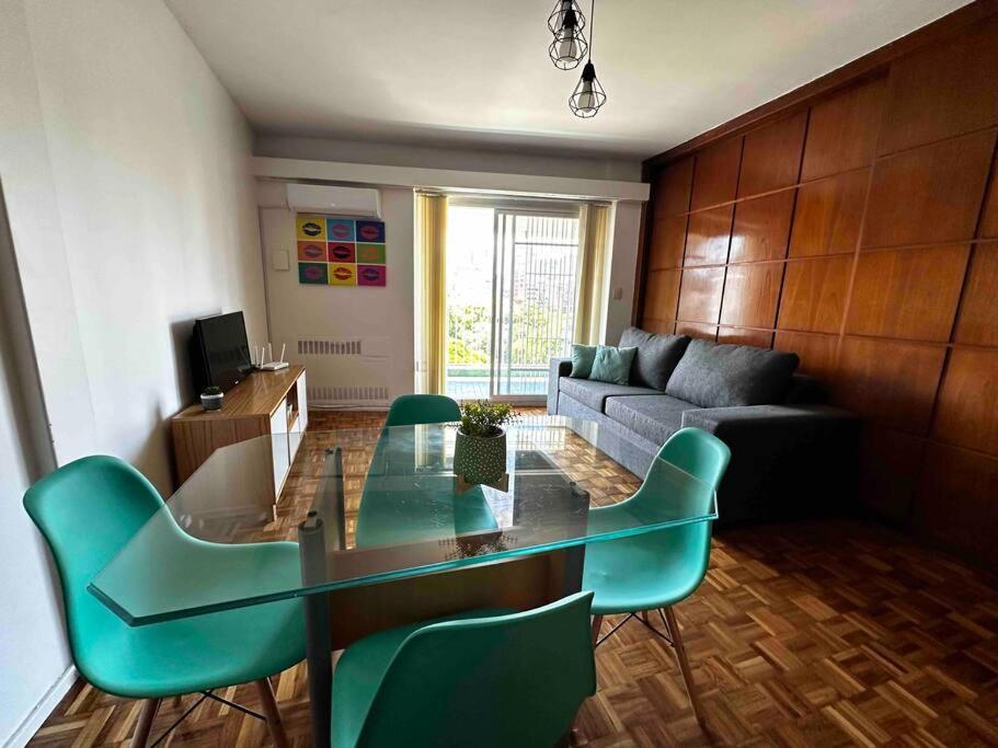 Apartment En Recoleta Y Con Cochera Buenos Aires