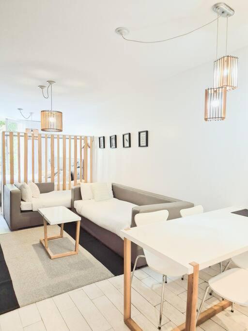 Gran Studio Estilo, Balcon Y Wifi En Iq Recoleta