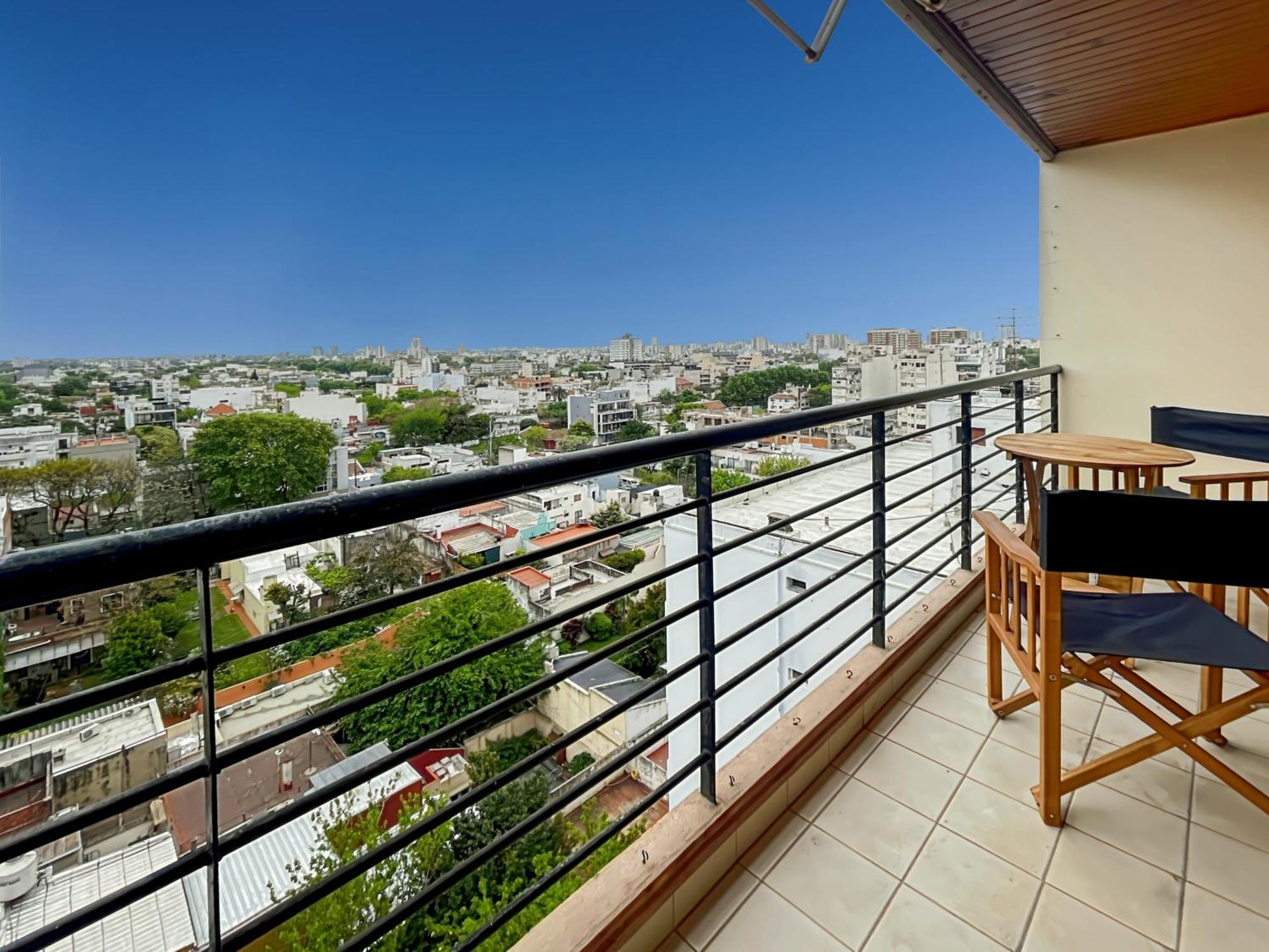 Cozy On A High Floor With Panoramic Views In Urquiza *