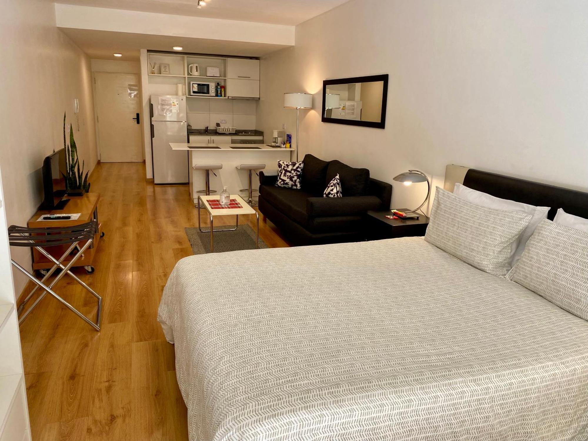Apartment Centrico Y Moderno Con Balcon, Piscina, Gimnasio Y Laundry *