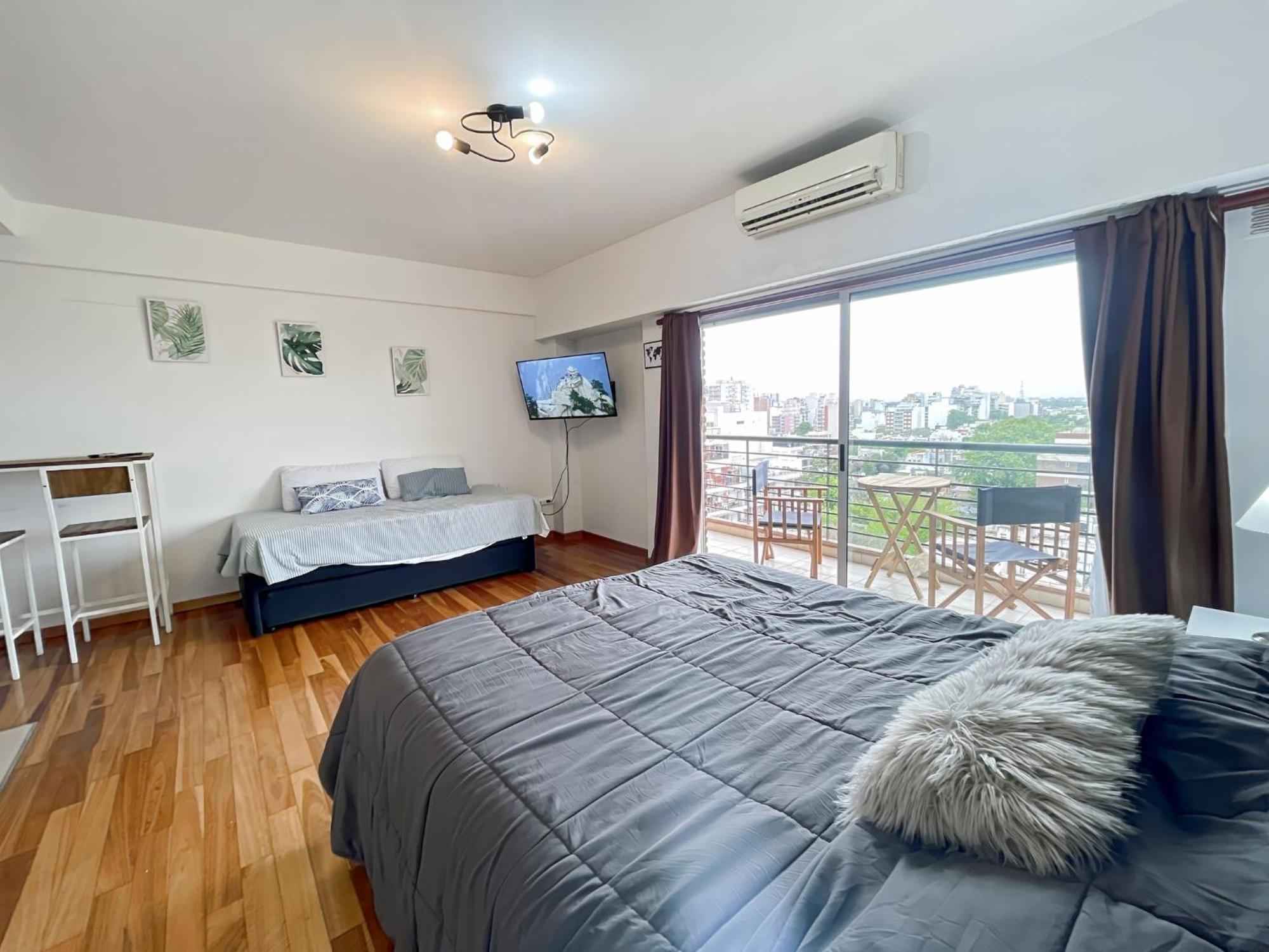 Cozy On A High Floor With Panoramic Views In Urquiza *