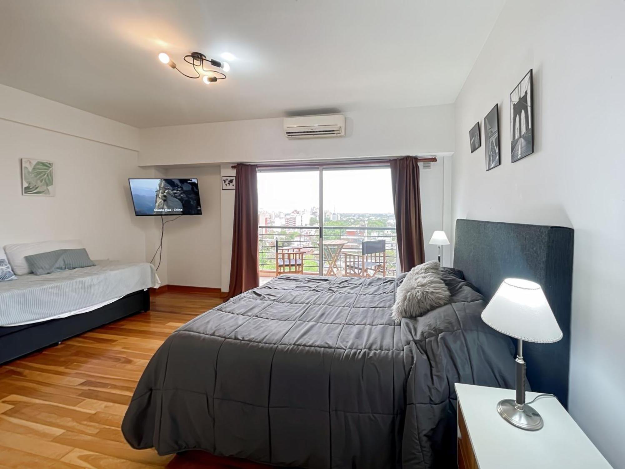 Cozy On A High Floor With Panoramic Views In Urquiza *