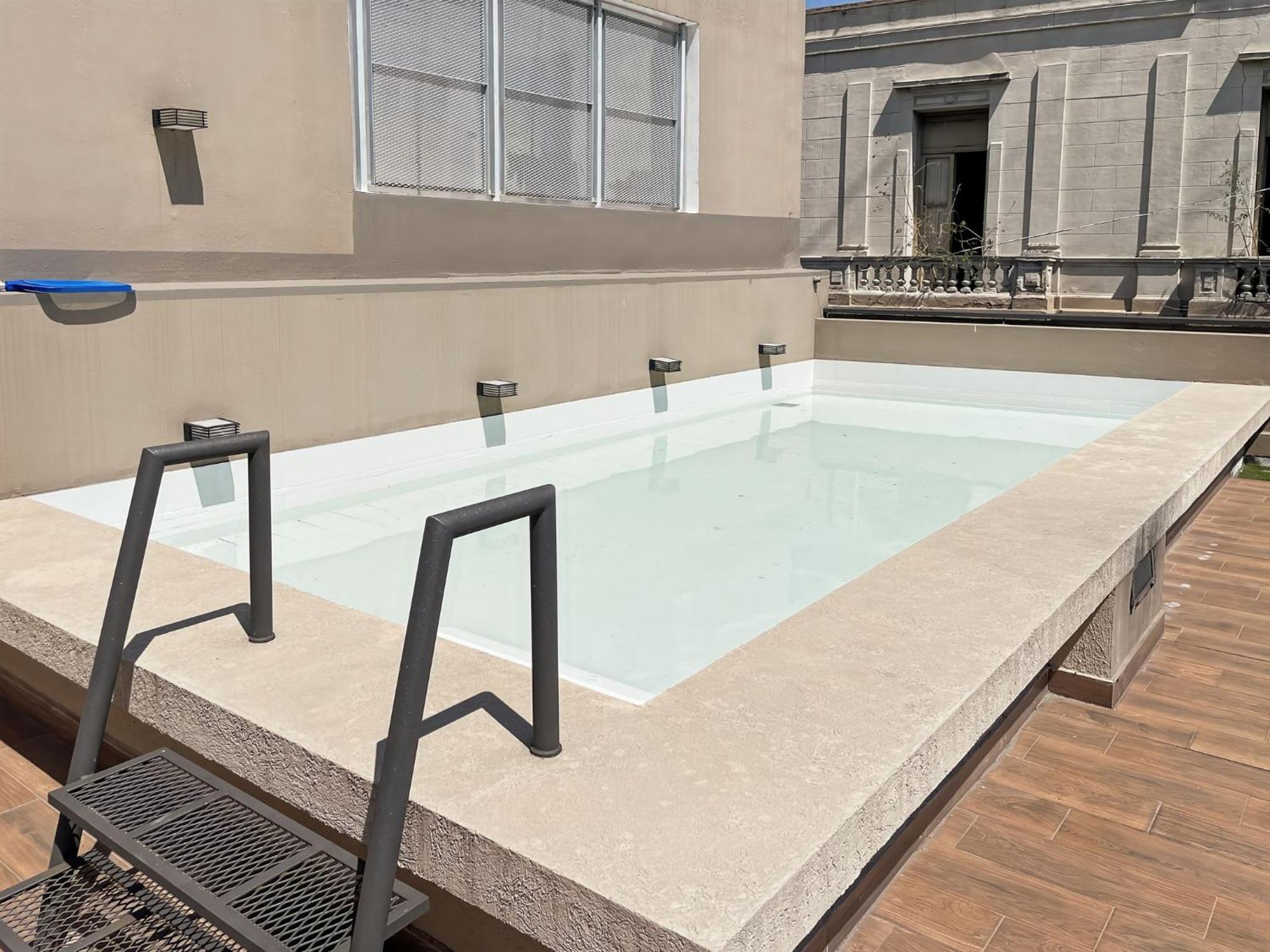 Modern With Amenities In The Heart Of The Apartment