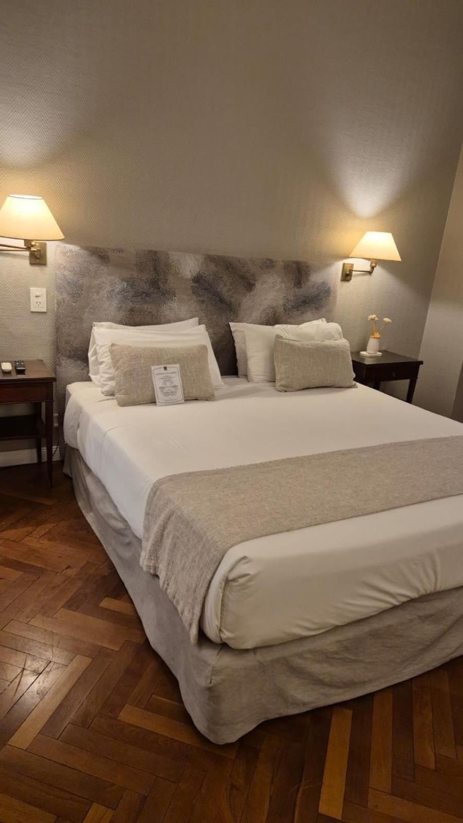 Lafayette Hotel