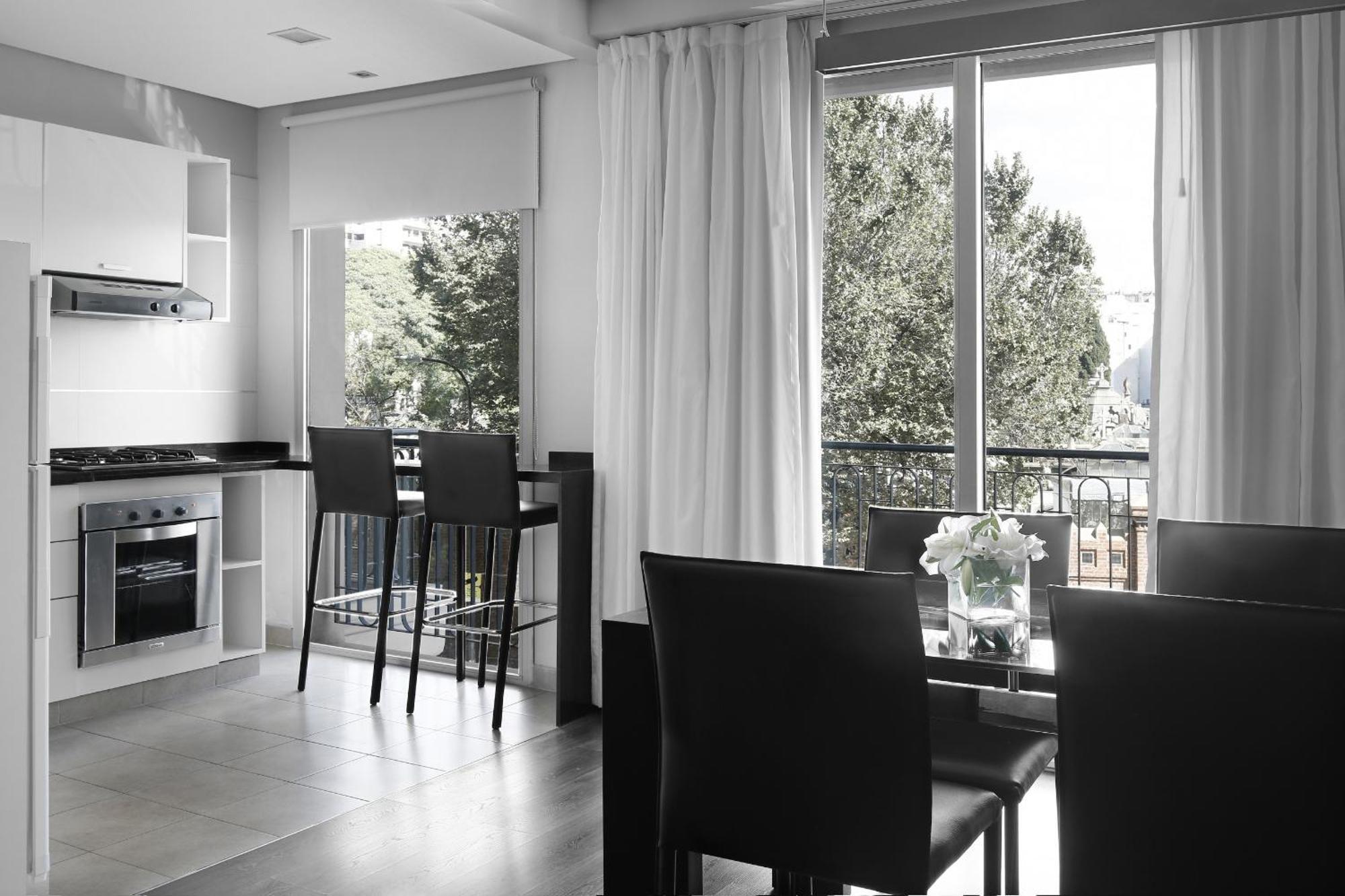 Rentup - Espacioso En El Encantador Barrio De Recoleta Apartment *