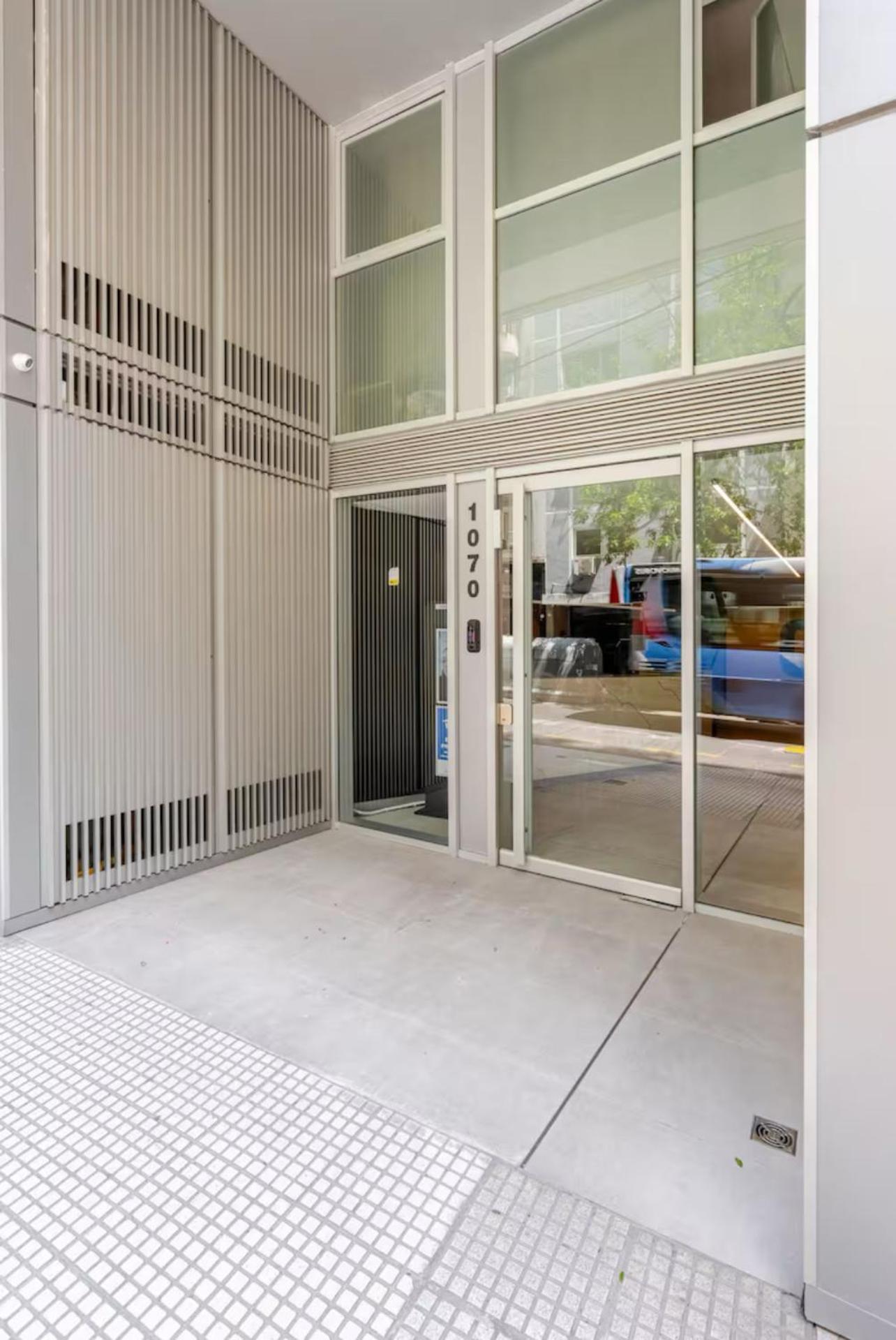 Uriburuhome-recoleta,2 Amb Estrenar-4 Pers Con Cochera Apartment Buenos Aires