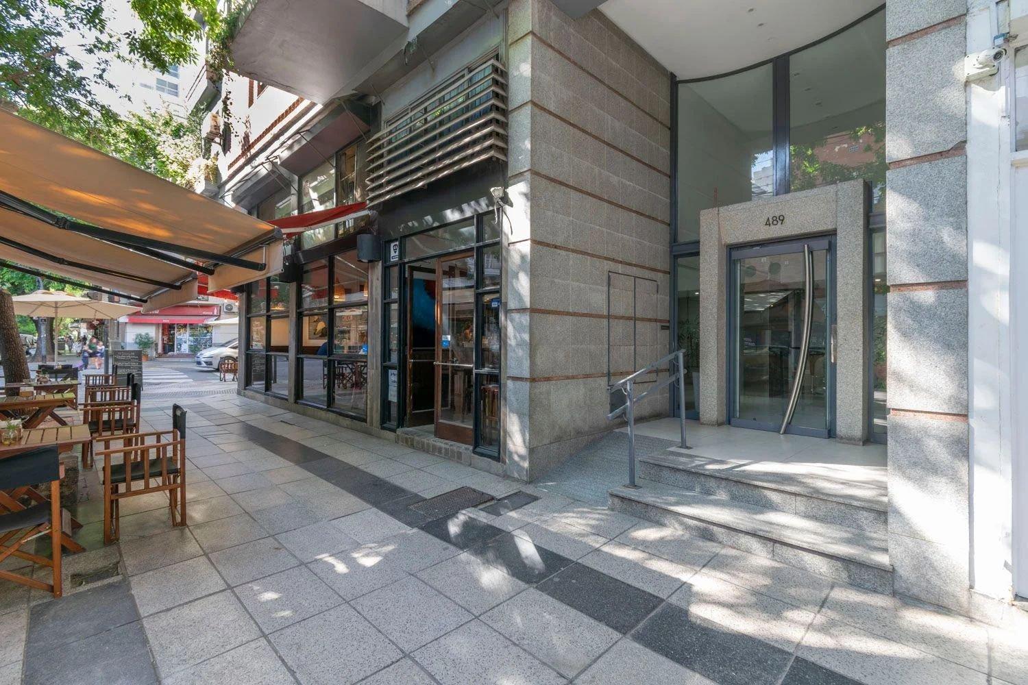 Duplex Muy Amplio Familias | Canitas Apartment Buenos Aires