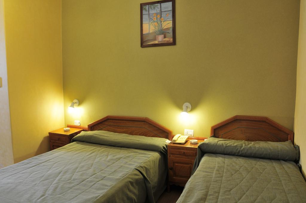 Hotel Astor *