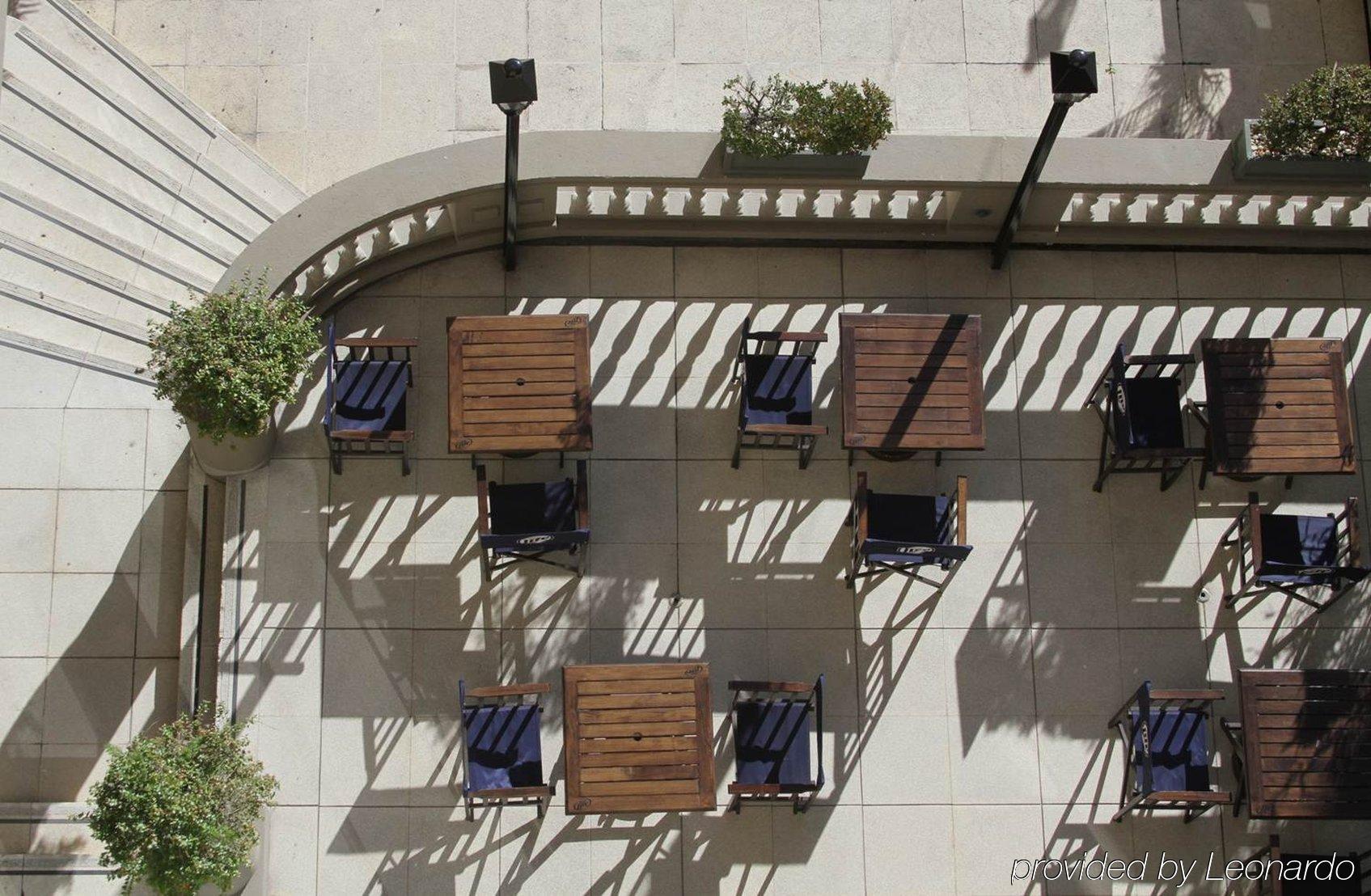 Plaza Hotel 5*