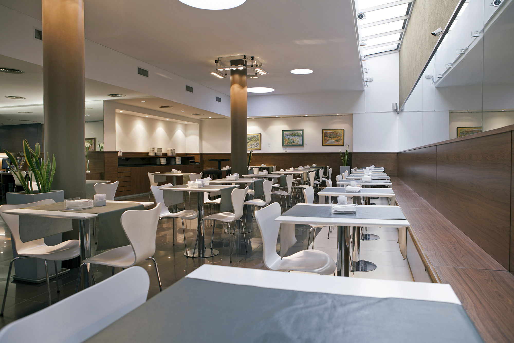 Hotel Dazzler By Wyndham Maipu Buenos Aires