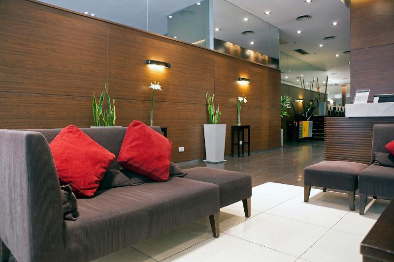 Hotel Dazzler By Wyndham Maipu 4*