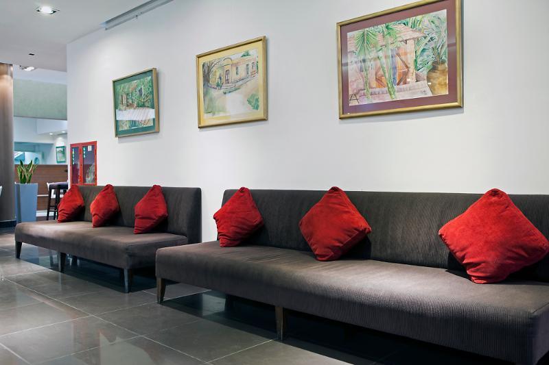 Hotel Dazzler By Wyndham Maipu Buenos Aires