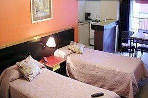 America Hotel 2*