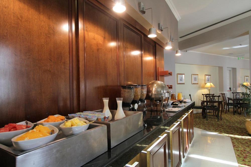 Hotel Plaza 5*