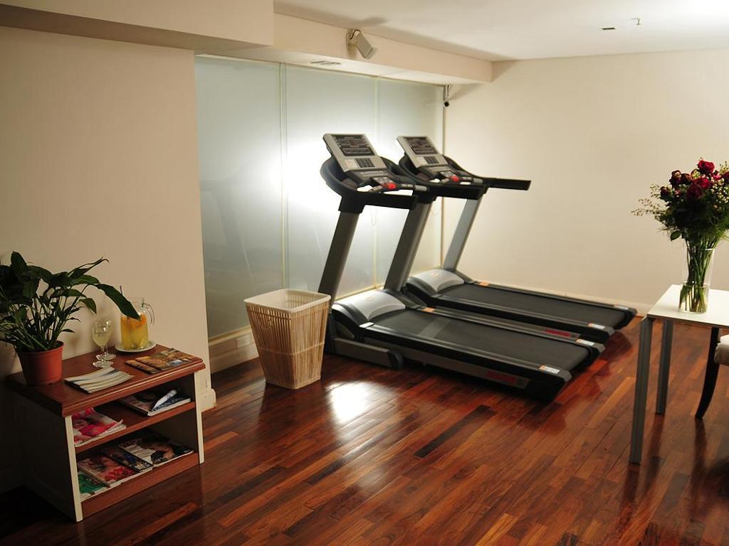 Kenton Palace Hotel 4*
