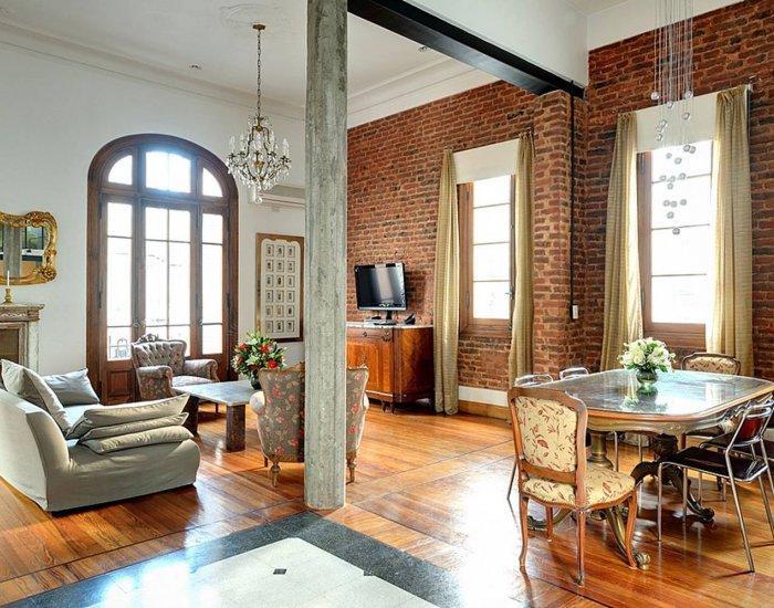 Deluxe In French Style Building *