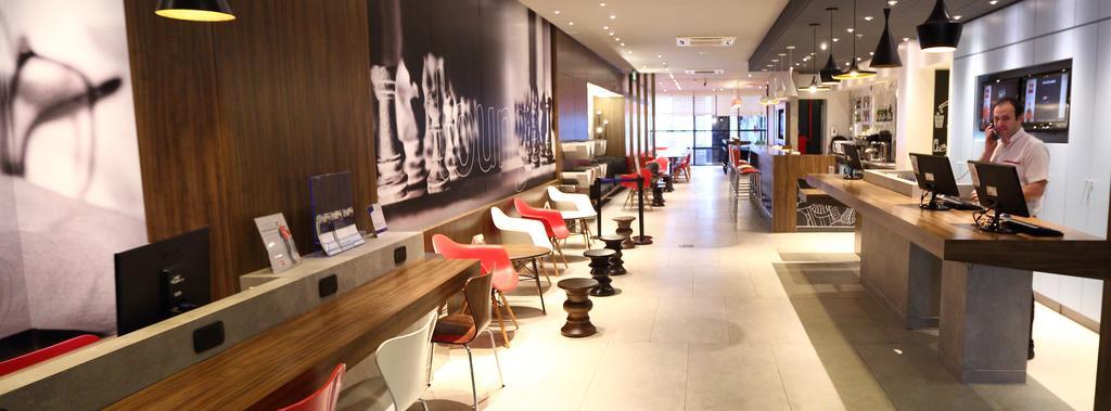 Ibis Obelisco Hotel 3*