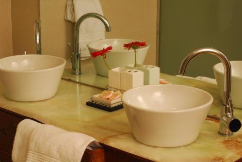 Aura Boutique 4*