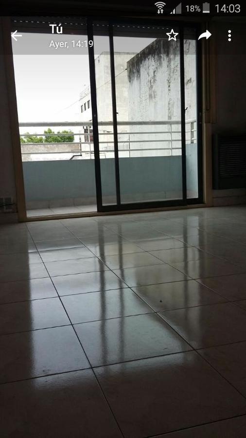 Departamento Agl Av. Avellaneda 2800 Flores *