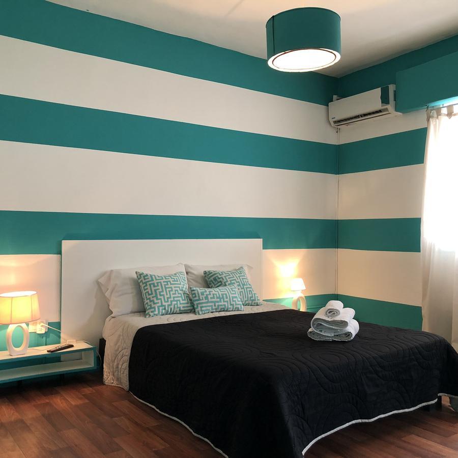 Bed & Breakfast Defensa 821