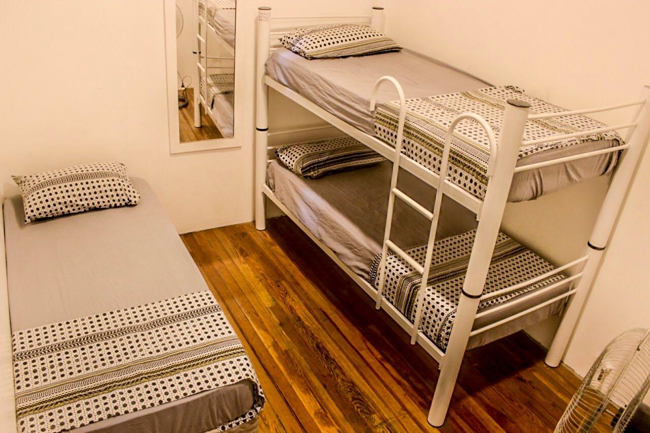 La Rocca Hostel *