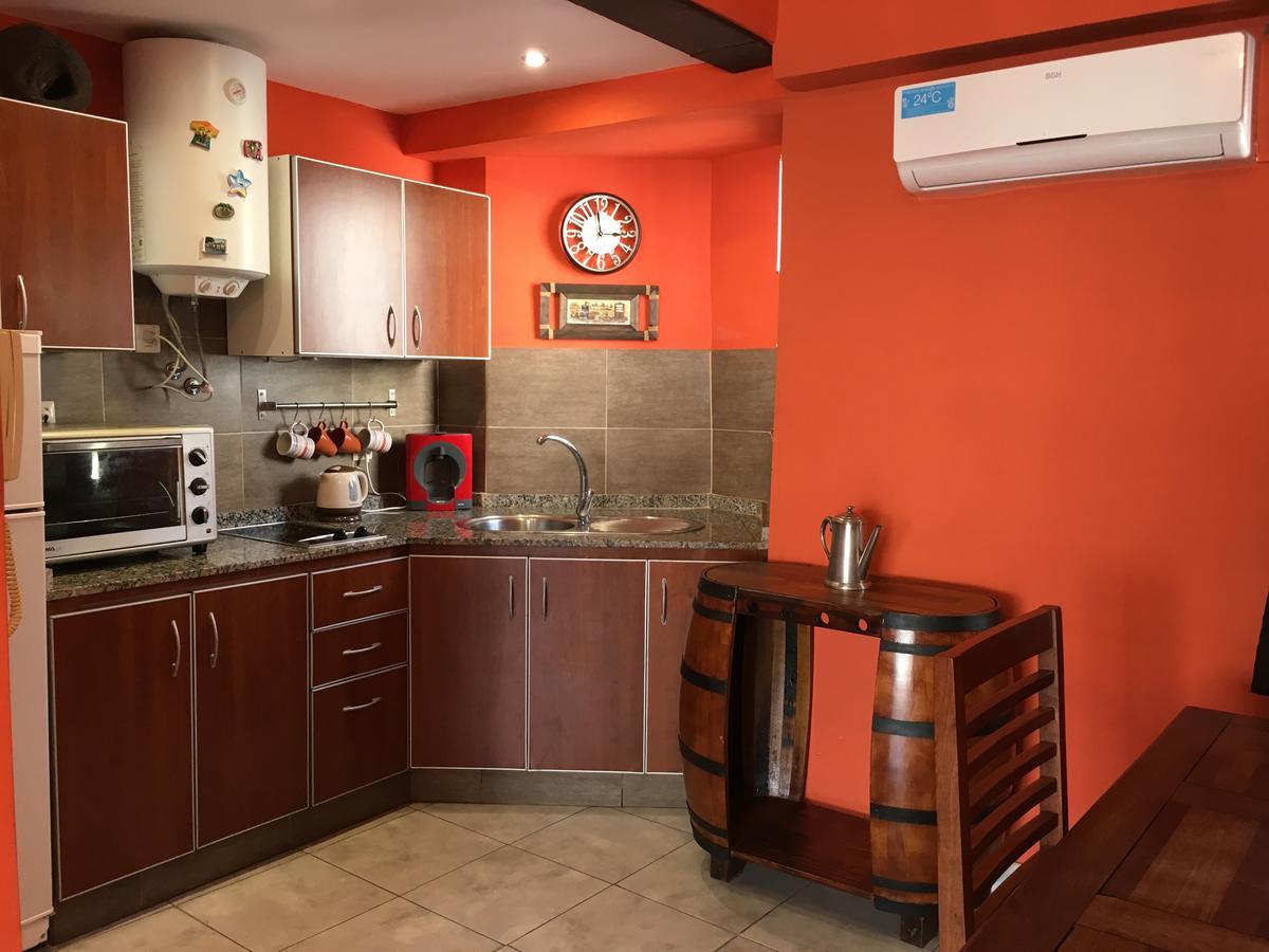 Apartamento Muy Luminoso Centro De Bsas *