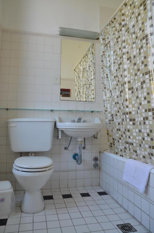 Hostel Ritz & Ba Buenos Aires