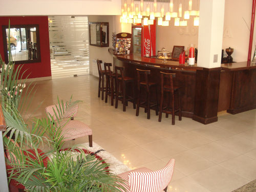 2055 Petit * Cost * Hotel