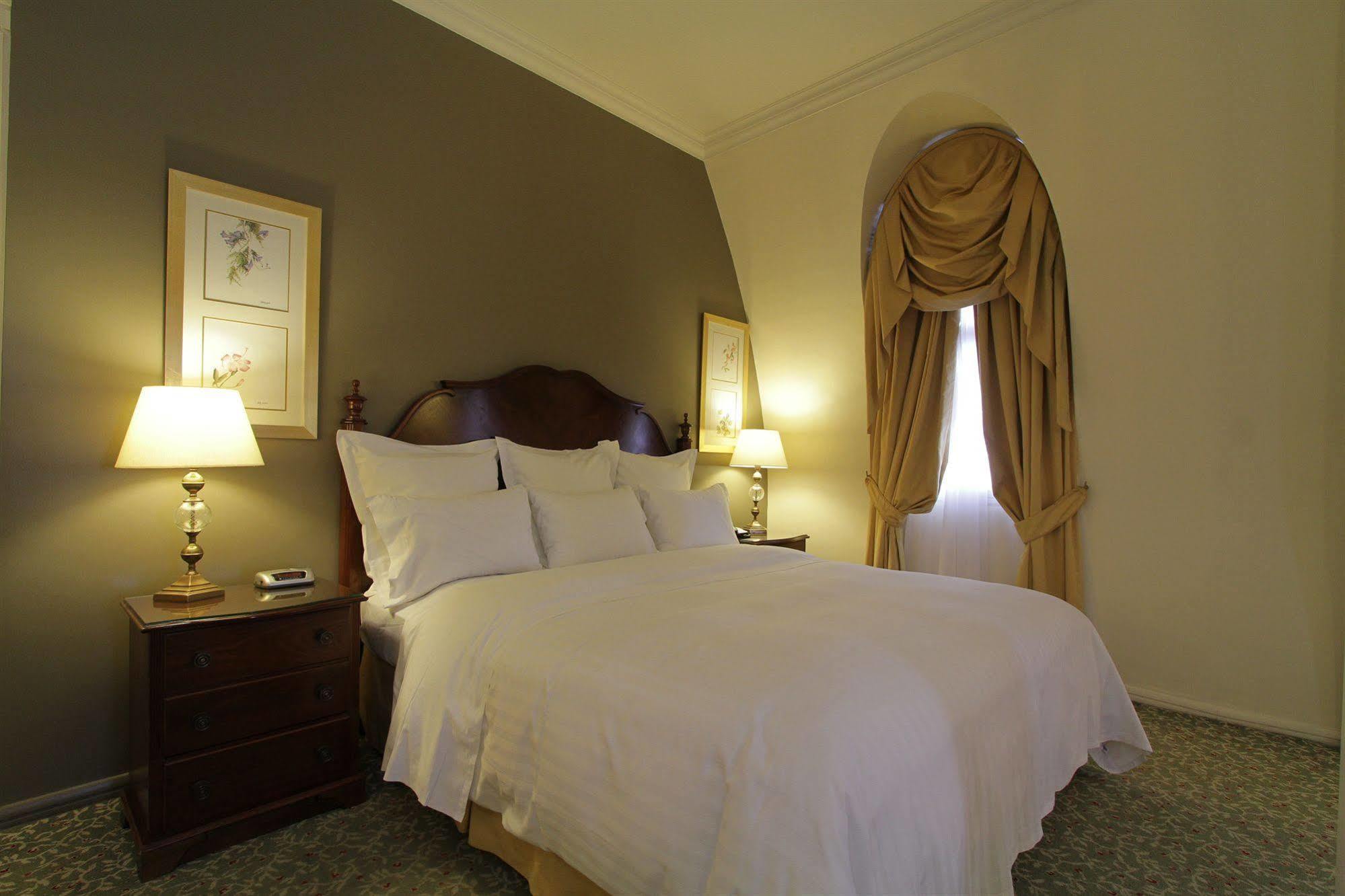 Hotel Plaza