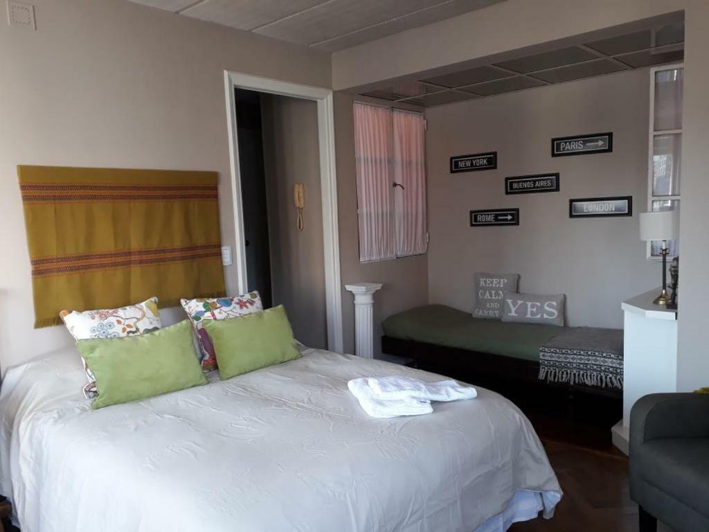 Apartamento Dpto. Av. Corrientes Al 700-centro *