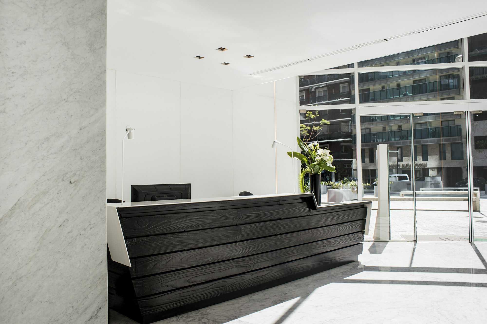Downtown Aparthotel