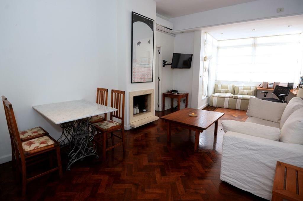 Guido 2441 Apartamento *