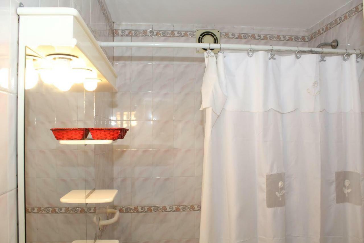Apartment Luminous Studio Apartment. Ideal Location. By Owner.