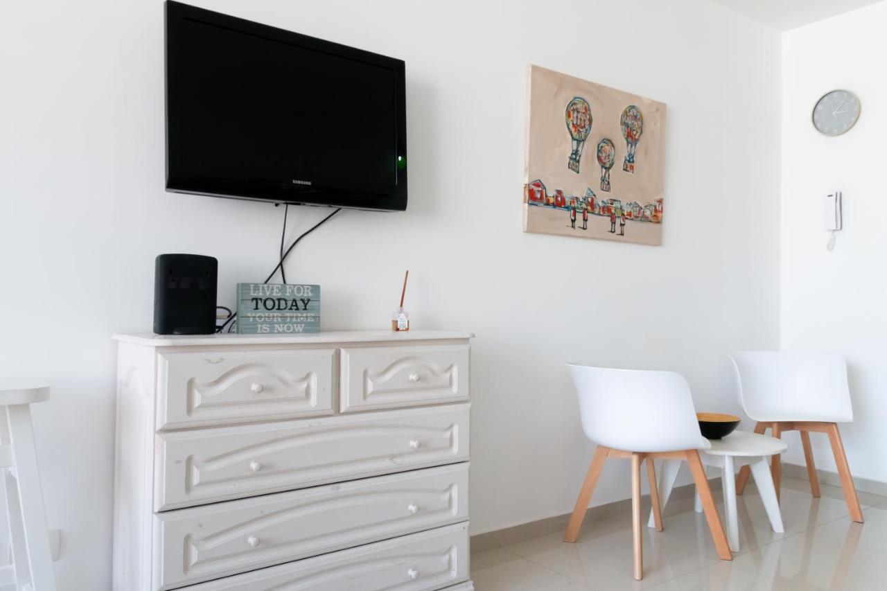 Luminoso Y Moderno Estudio En Las Canitas * Buenos Aires