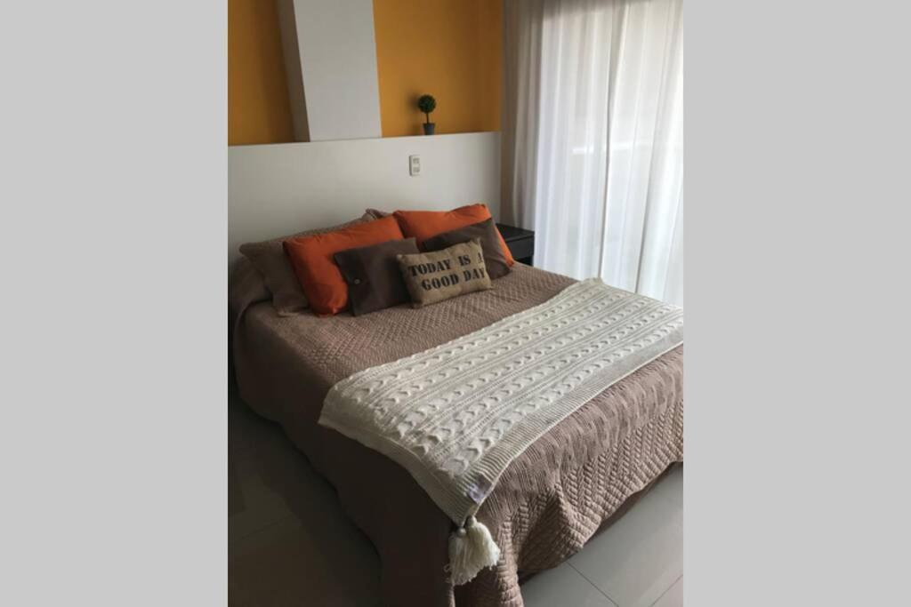 Cozy, Lots Of Light, Great Location Apartment Buenos Aires