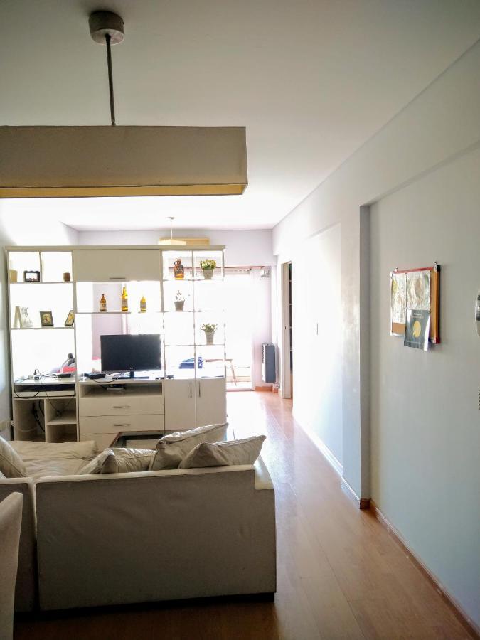 Luminoso Monoambiente En Recoleta Apartment