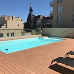 Beautiful Apartment In Paseo De La Cisterna