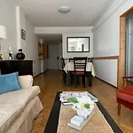 Espacioso Y Calido Departamento En Barrio Belgrano